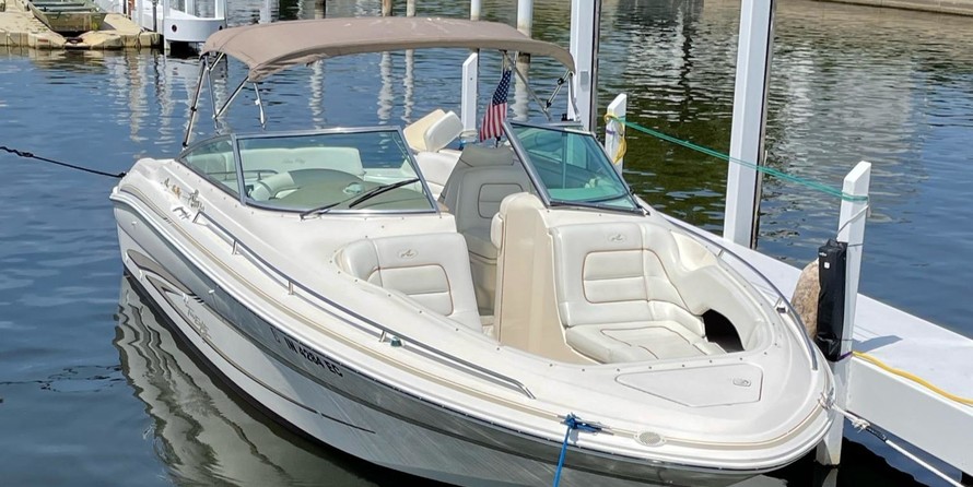 Sea ray 260 bow rider select