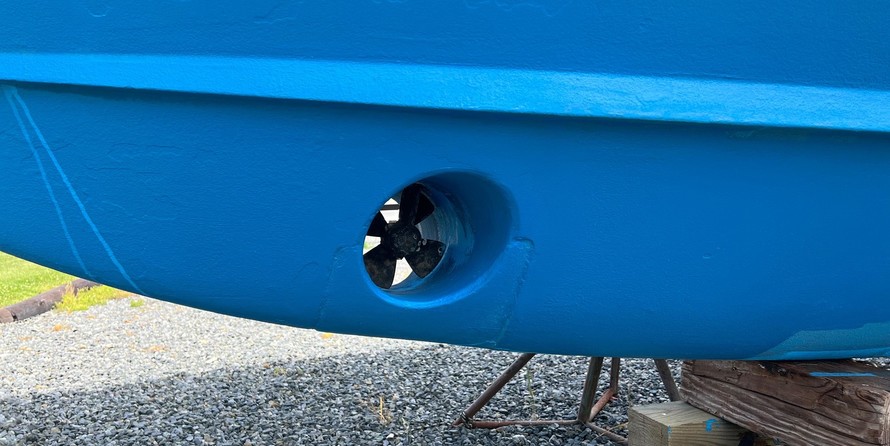 Grady-White Express 330