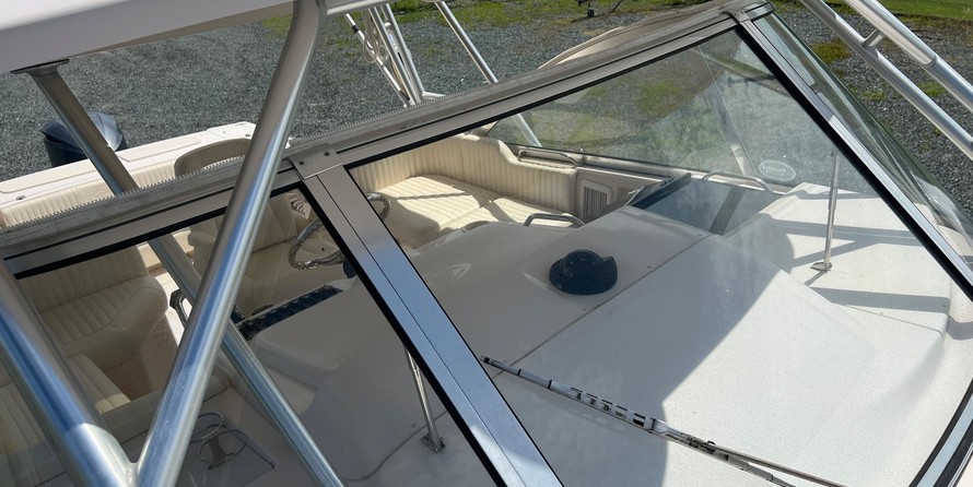 Grady-White Express 330