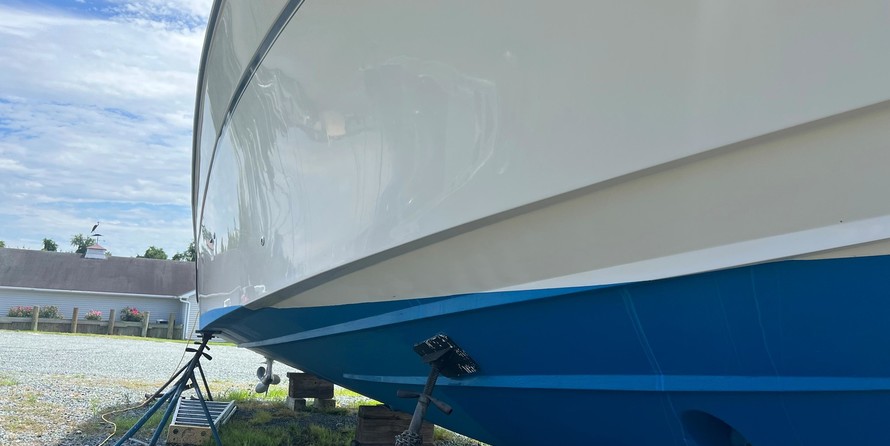 Grady-White Express 330