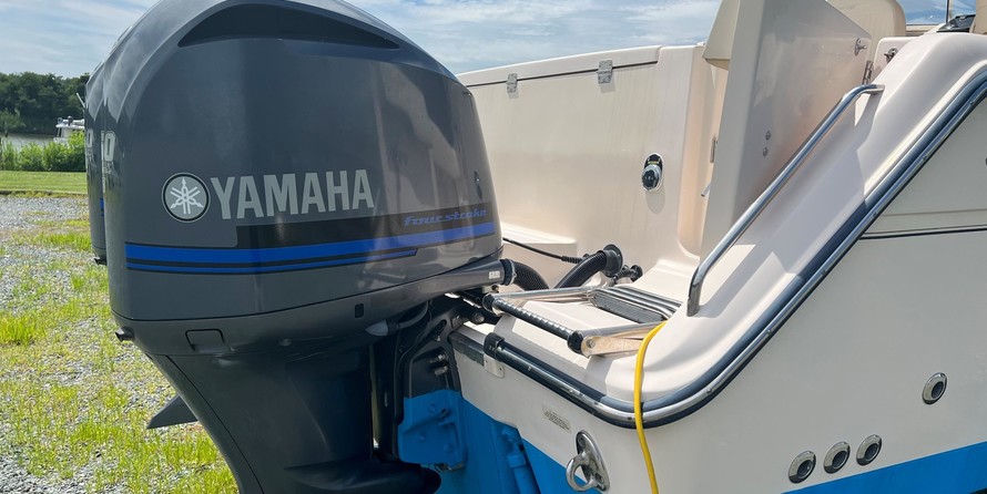 Grady-White Express 330