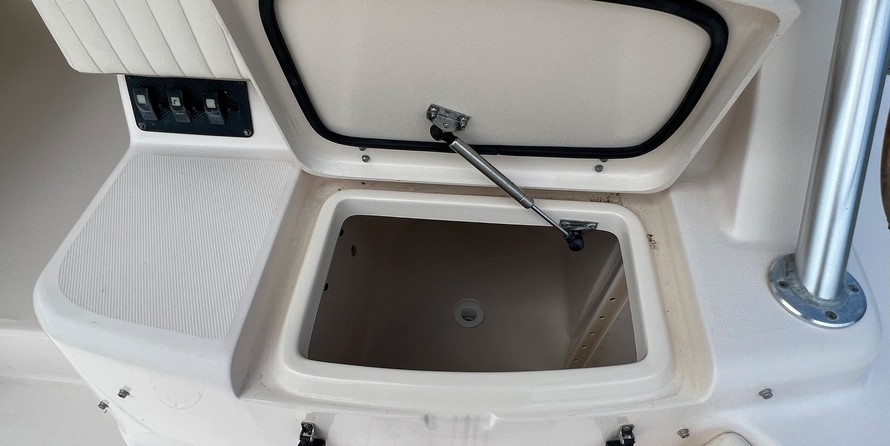 Grady-White Express 330