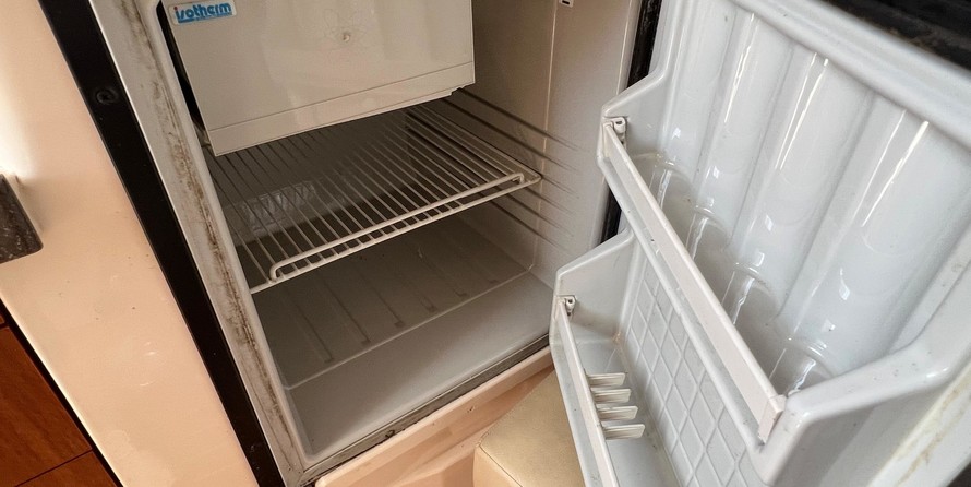 Grady-White Express 330