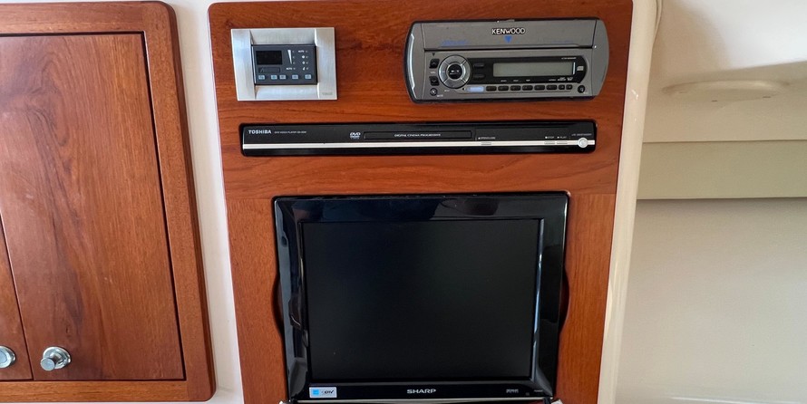 Grady-White Express 330