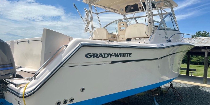 Grady-White Express 330