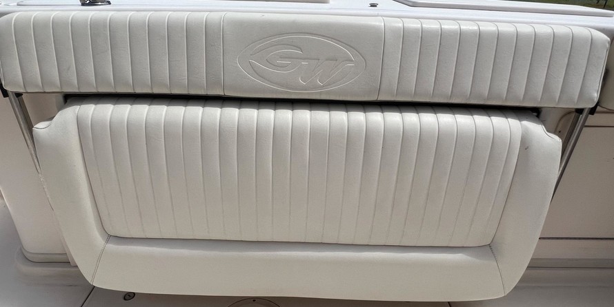 Grady-White Express 330