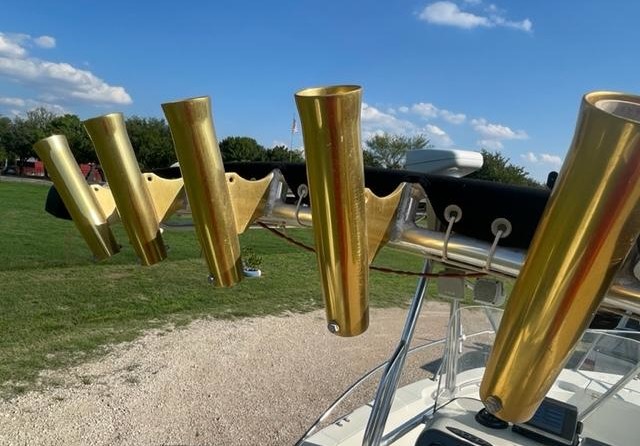 Hydra-sports bay bolt 2000 center console