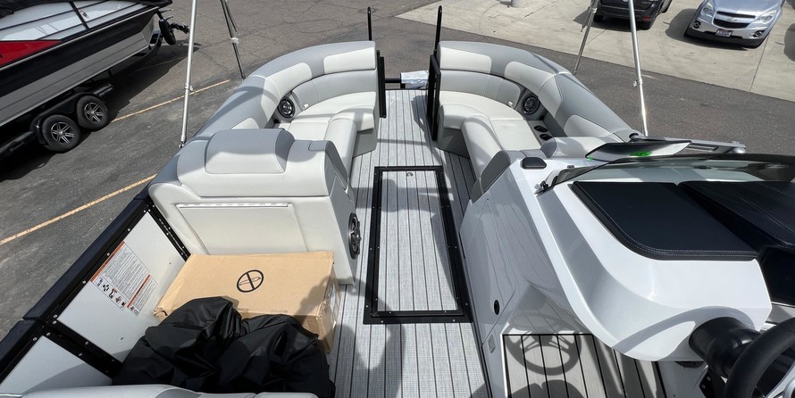 Regal 23 RX Surf