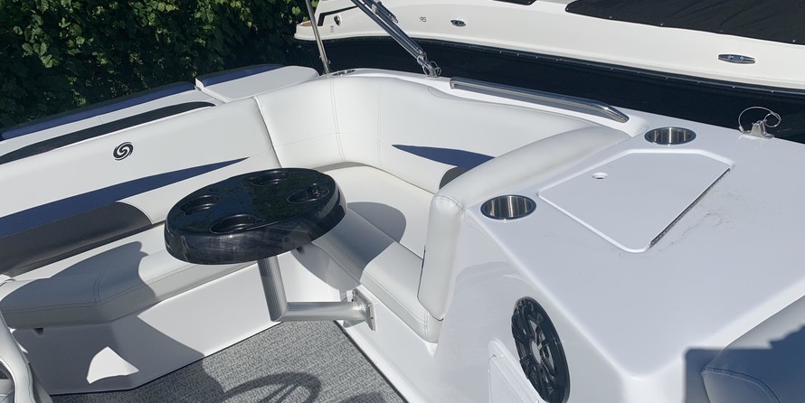 Hurricane 188 sport sundeck