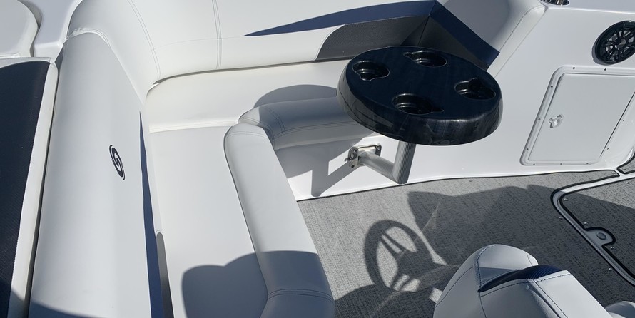 Hurricane 188 sport sundeck