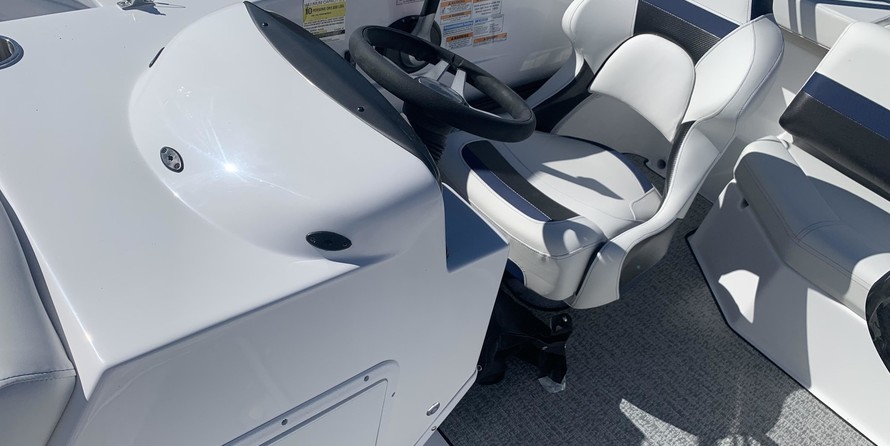 Hurricane 188 sport sundeck