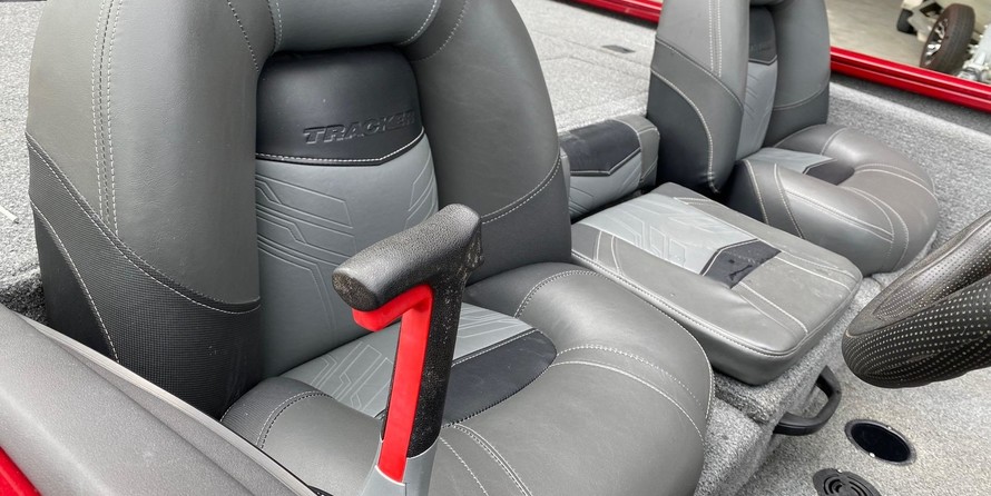 Tracker Pro Team 175 TXW