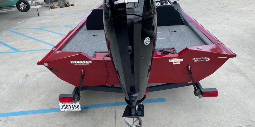 Tracker Pro Team 175 TXW