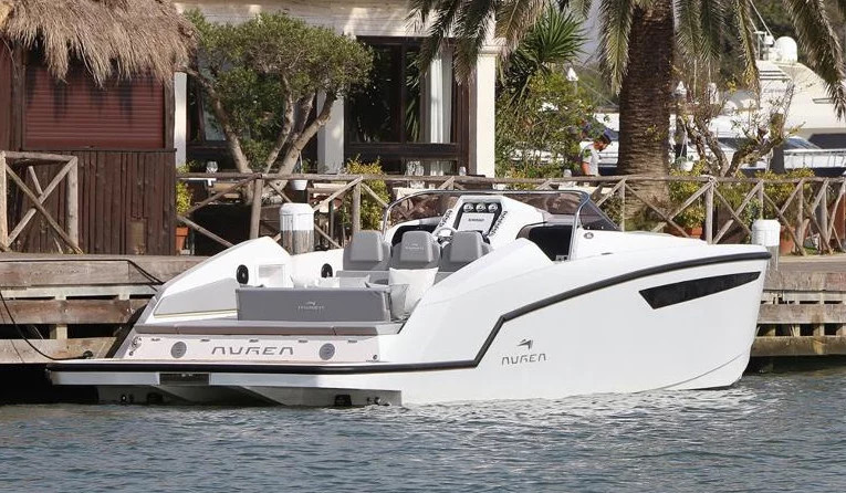 Aurea 30 'Cabin Dream Daycruiser