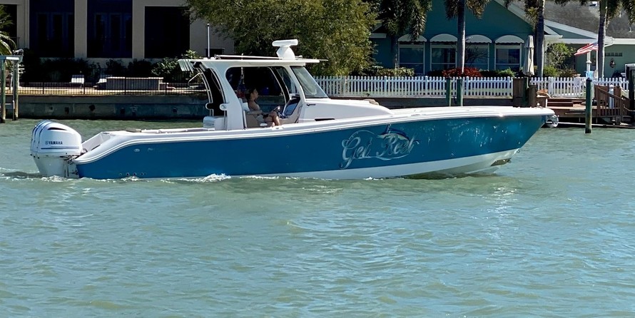 EdgeWater 370CC