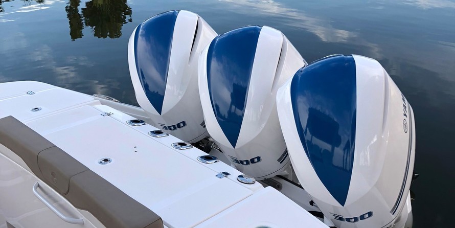 EdgeWater 370CC