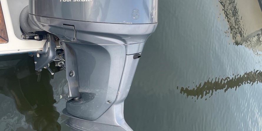 Chris-Craft Catalina 23