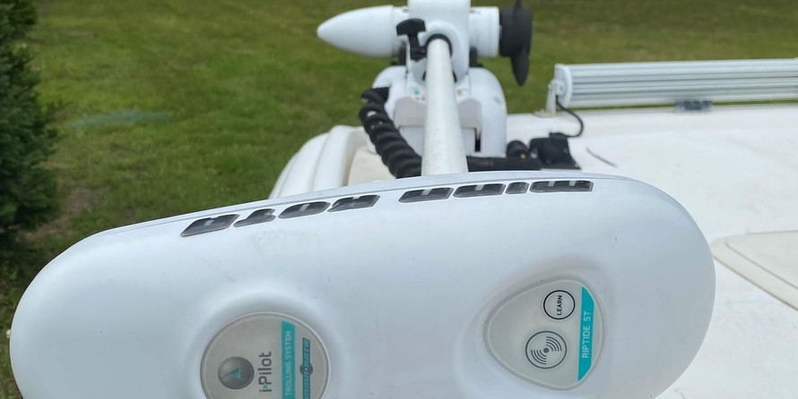 Mako Pro Skiff 17 CC