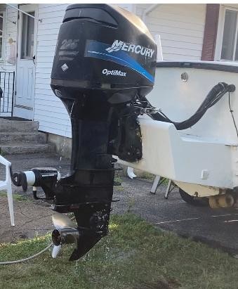 Custom carolina 28 center console