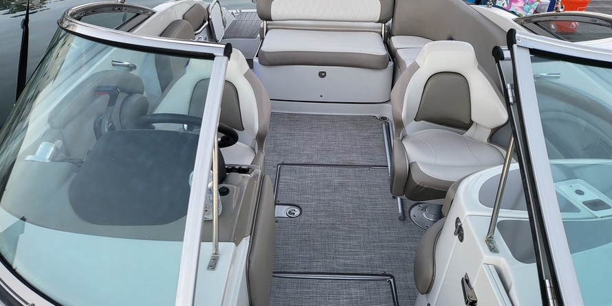 Crownline Eclipse E235 XS