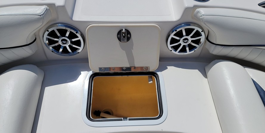 Hurricane fun deck 196