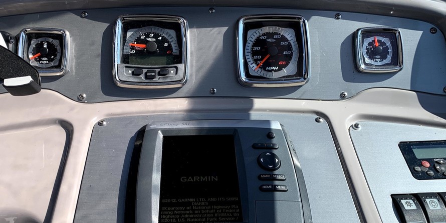 Chaparral 270 Signature