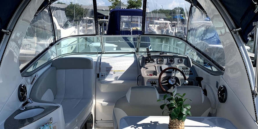 Chaparral 270 Signature