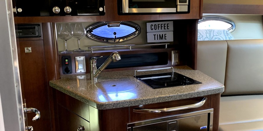 Chaparral 270 Signature