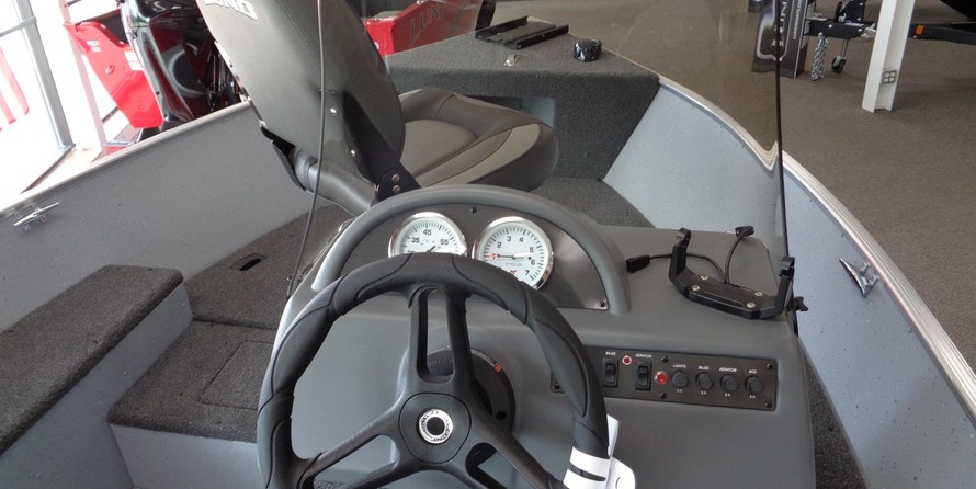 Lund Boats 1600 Fury SS