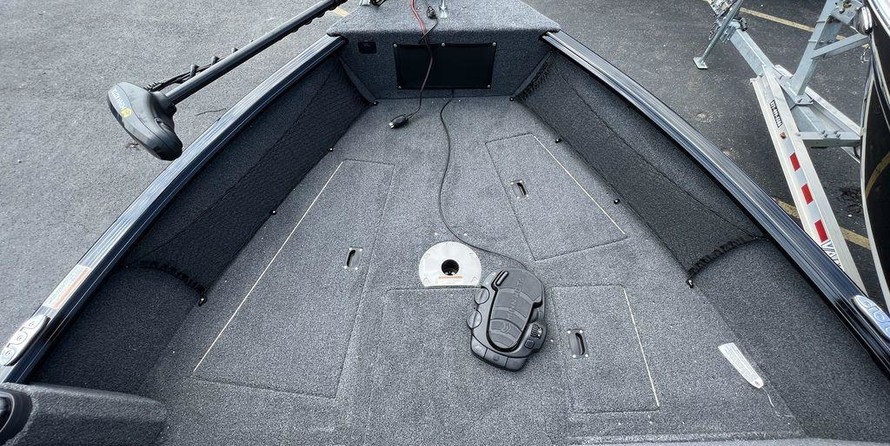 Lund Boats 1875 Impact Sport