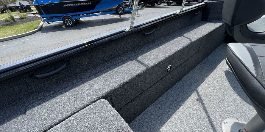 Lund Boats 1875 Impact Sport