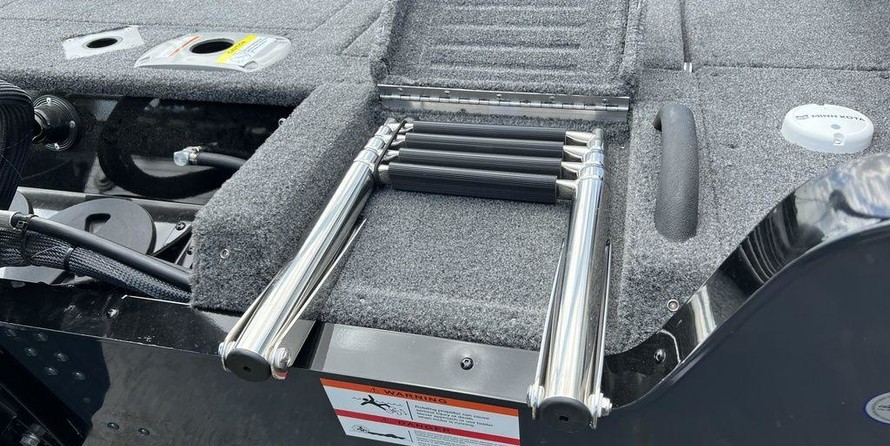 Lund Boats 1875 Impact Sport