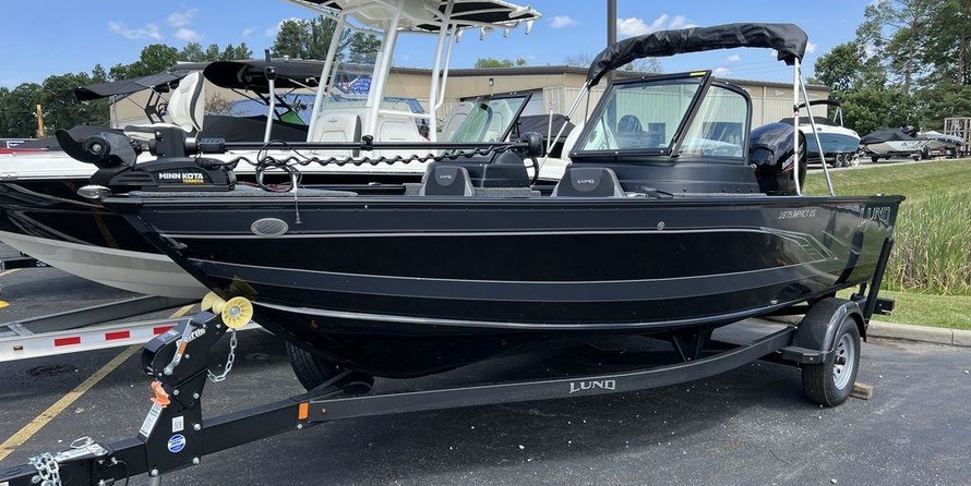 Lund Boats 1875 Impact Sport