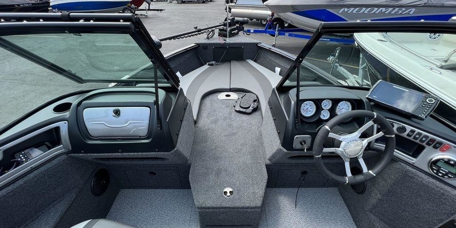 Lund Boats 1875 Impact Sport