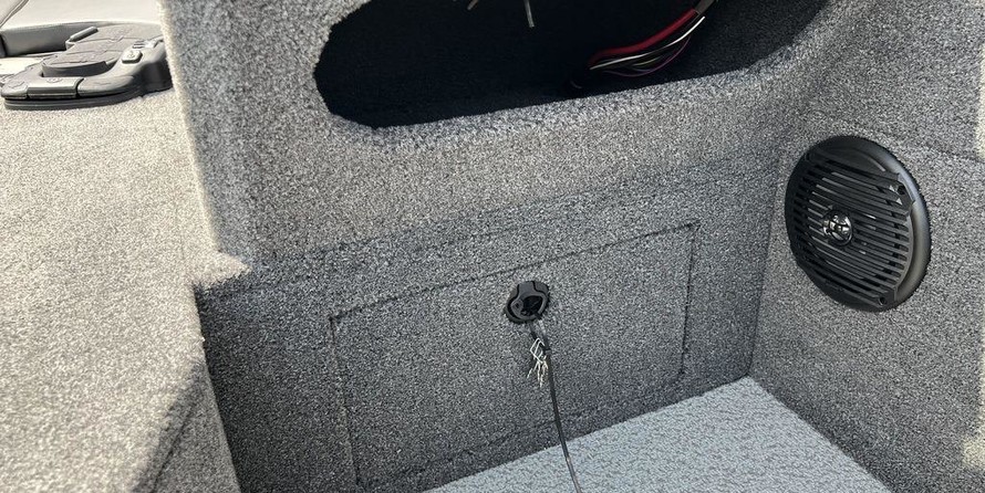 Lund Boats 1875 Impact Sport