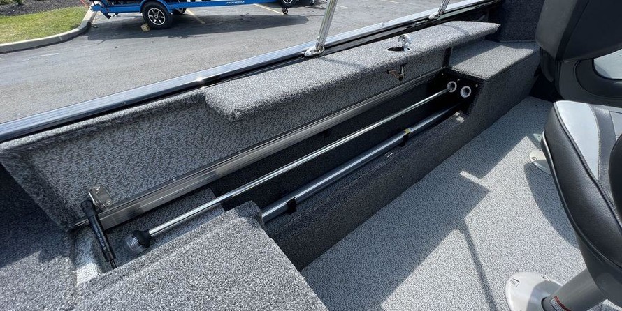 Lund Boats 1875 Impact Sport