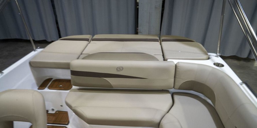 Hurricane 201 sundeck sport