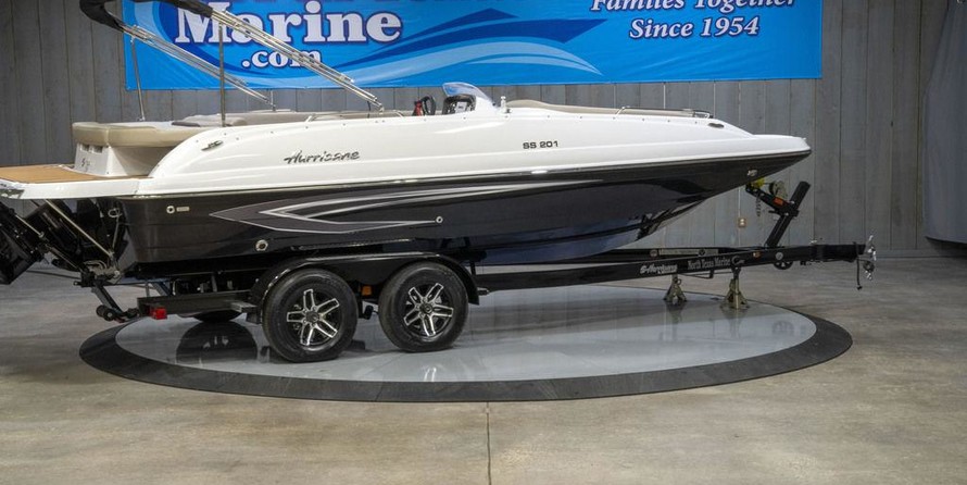 Hurricane 201 sundeck sport