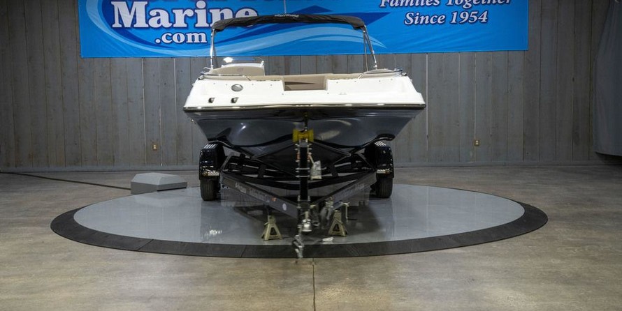 Hurricane 201 sundeck sport