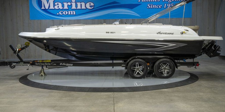 Hurricane 201 sundeck sport