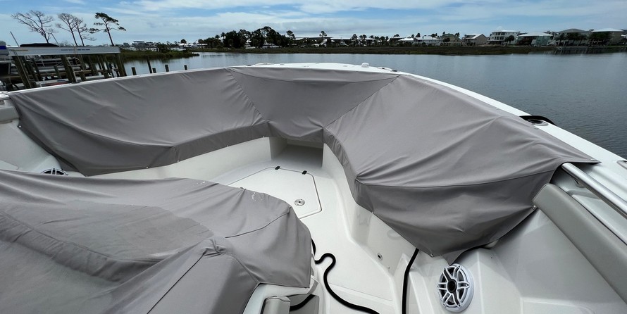 Pursuit st 310 sport