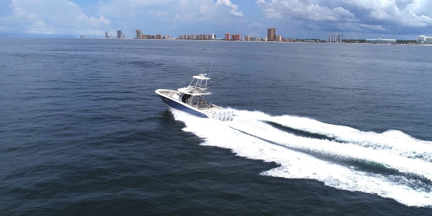 Pursuit st 310 sport