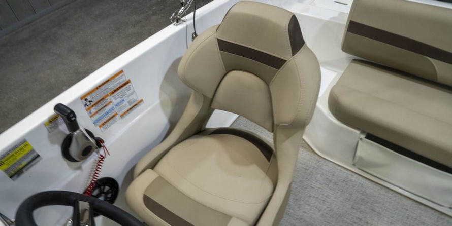 Hurricane 188 sport sundeck