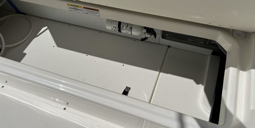 Boston Whaler 270 Dauntless