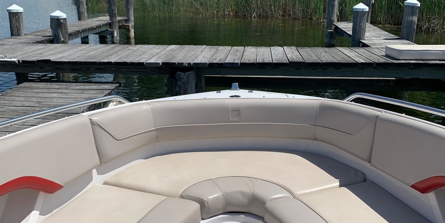 Four winns horizon 240