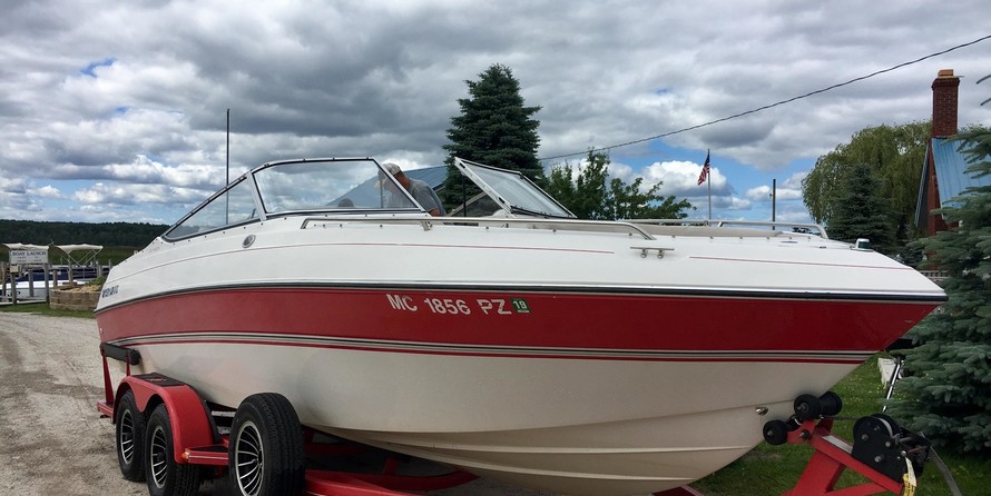 Four winns horizon 240