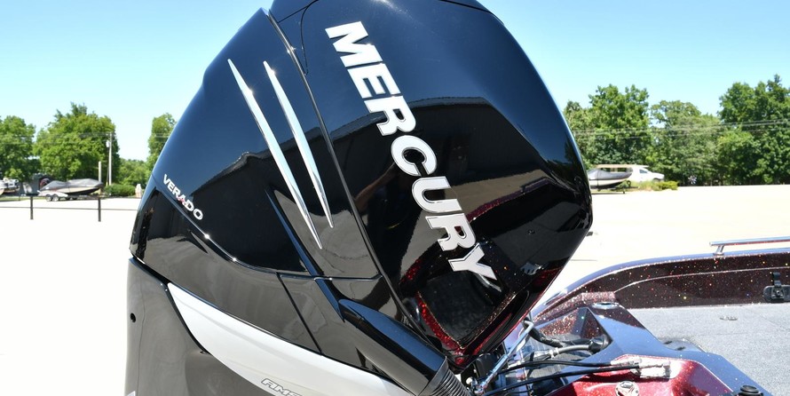 Everglades 230 cc w/ 250 verado