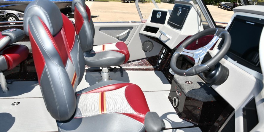 Everglades 230 cc w/ 250 verado