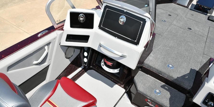 Everglades 230 cc w/ 250 verado