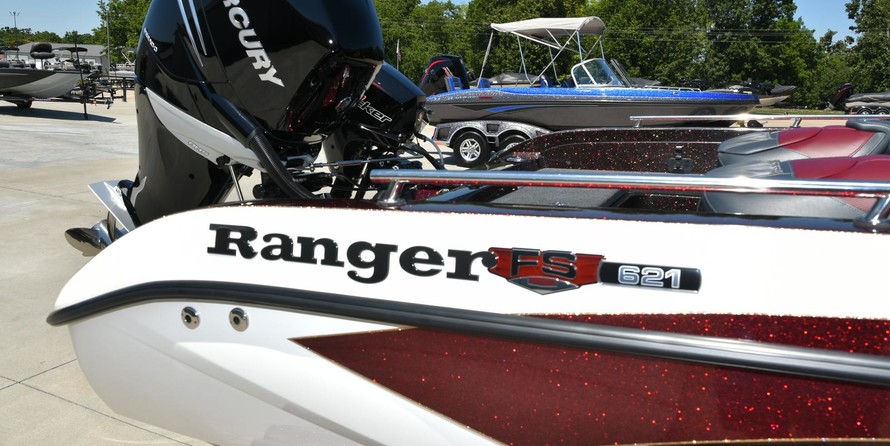 Everglades 230 cc w/ 250 verado